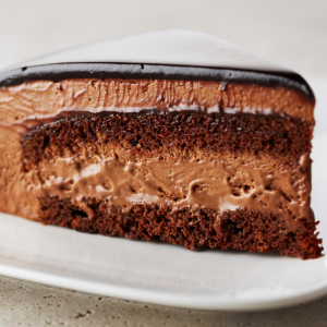 Rich Chocolate Mousse Cake