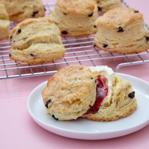 Currant Orange Tea Scones