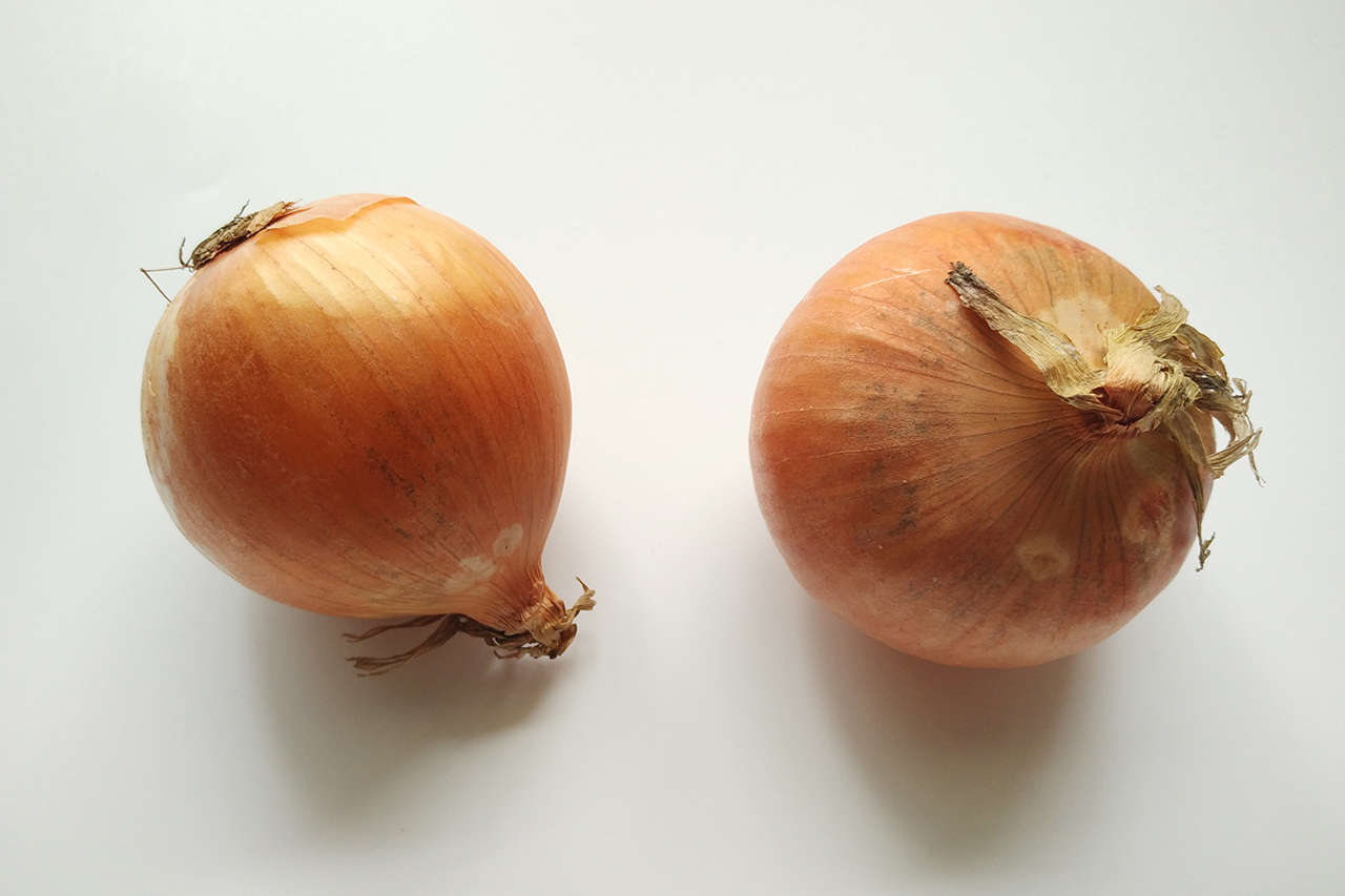 Whole onions