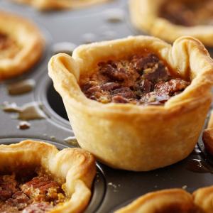 Anna Olson's Ultimate Holiday Desserts