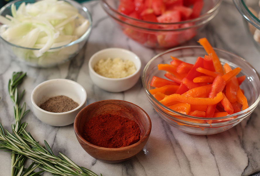 sliced vegetables for mushroom tibs