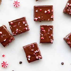 Holly Jolly Peppermint Nanaimo Bars