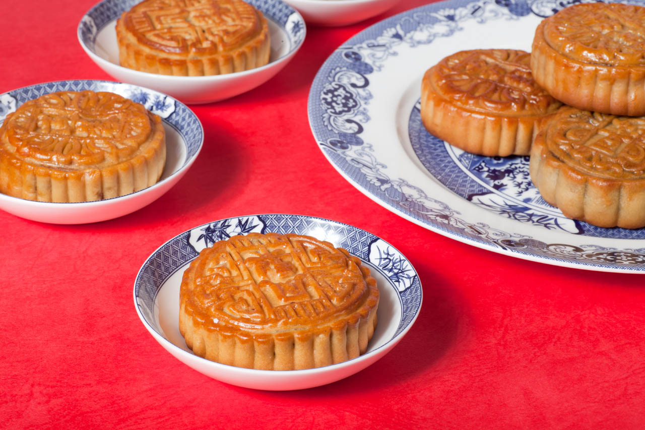 mooncakes for mid autumn festival 2021