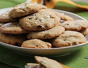 Salted Caramel Chocolate Chip Cookies