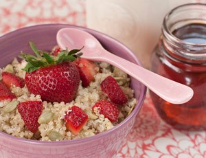 Quinoa Berry Bowl