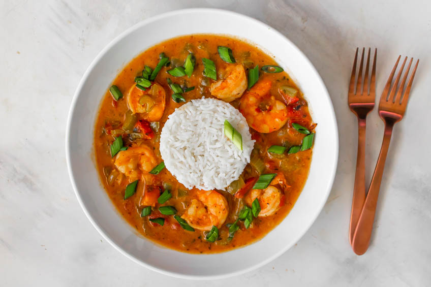 Shrimp Étouffée wth rice on a plate