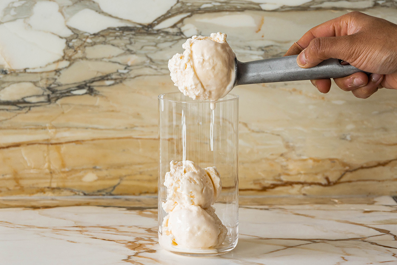 Building the Baileys Irish float with ice cream