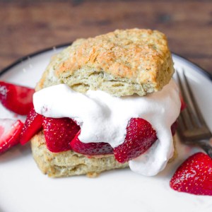 The Best Vegan Strawberry Shortcake