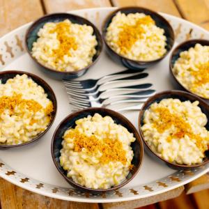 Simple One-Pot Herb and Garlic Mac and Cheese