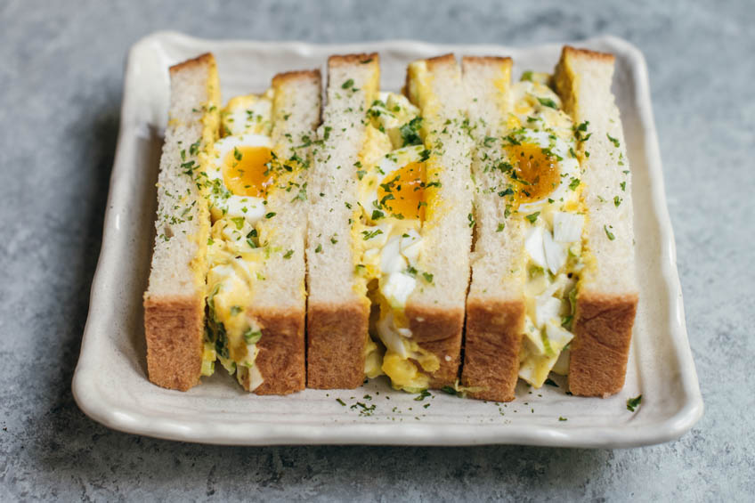 A tamago sando on a plate