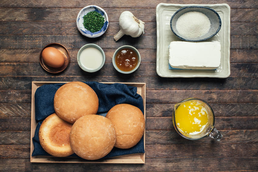 Ingredients for Korean cream cheese garlic bread