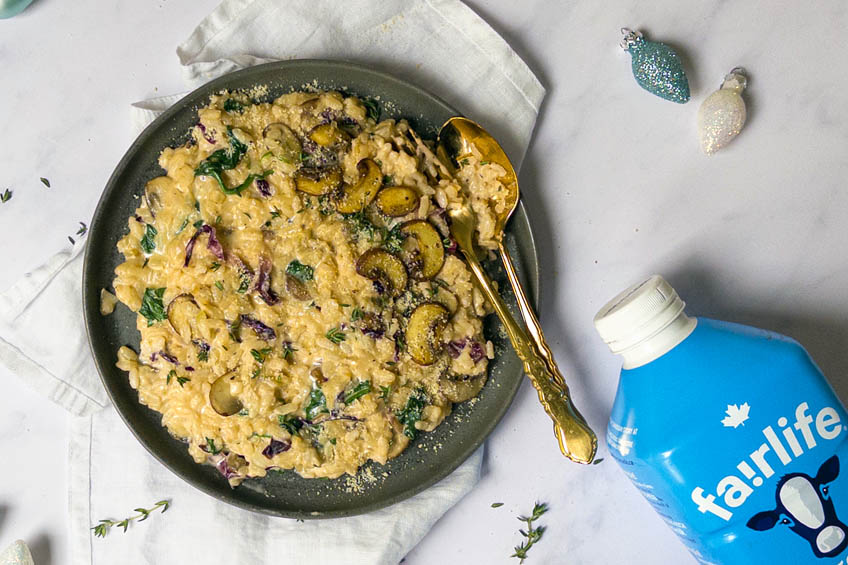 Creamy mushroom risotto, ready to serve.