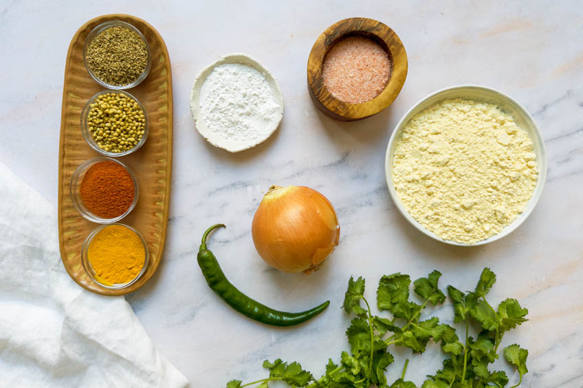 Ingredients for onion pakora