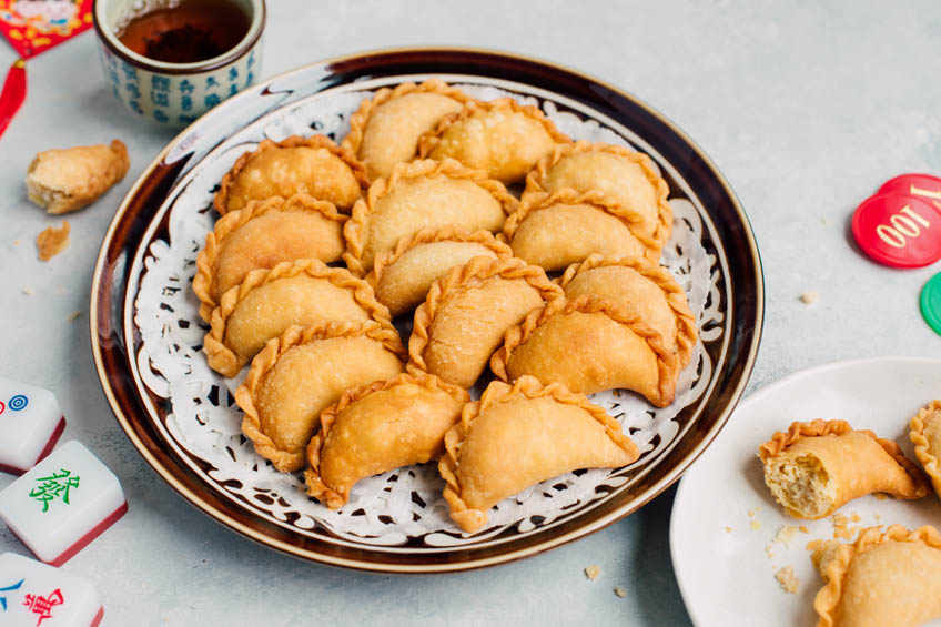 Fried sweet peanut dumplings for Lunar New Year