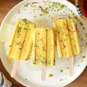 Creamy Saffron and Pistachio Kulfi Popsicles