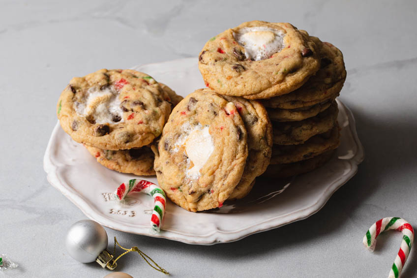 Peppermint Marshmallow Chocolate Chip Cookies