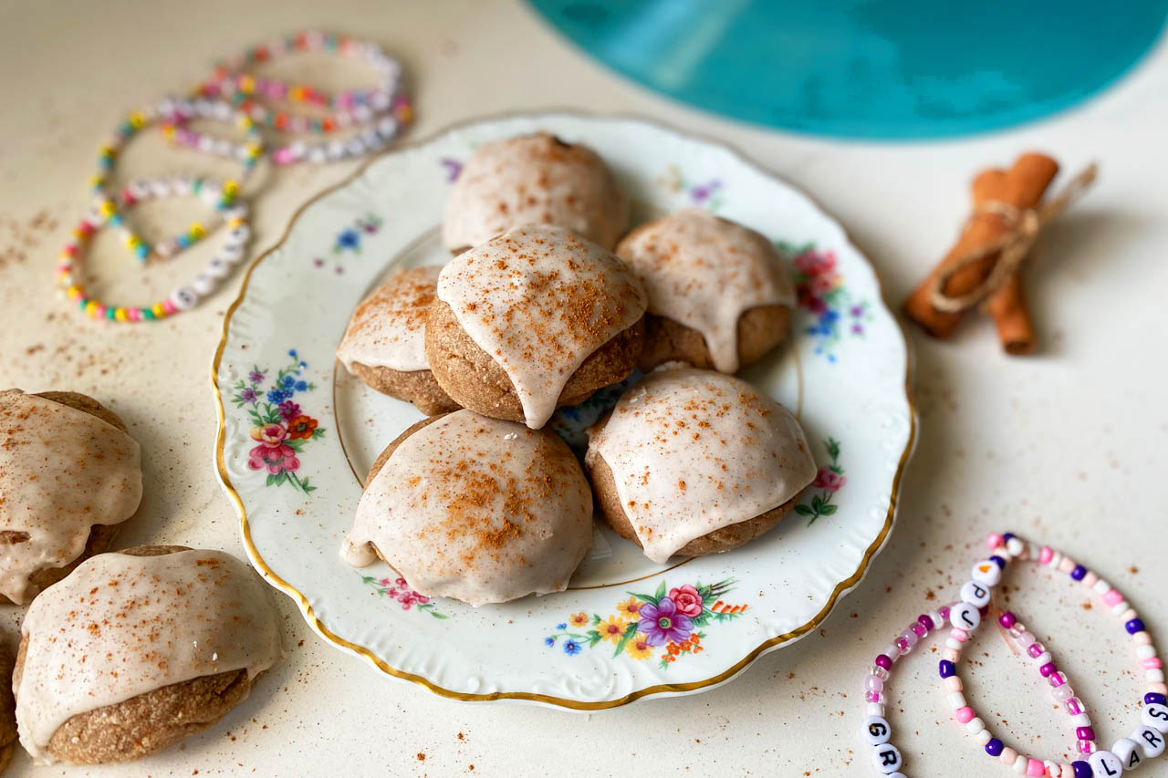 Taylor Swift chai cookies