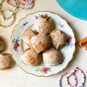 'Tis the Damn Season to Make Taylor Swift-Inspired Chai Sugar Cookies