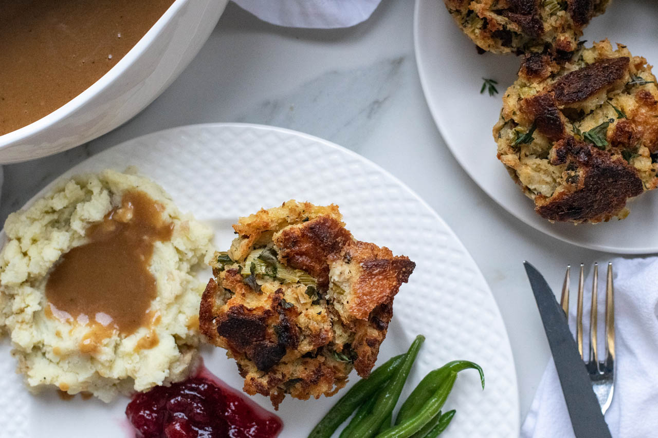 Stuffing muffins