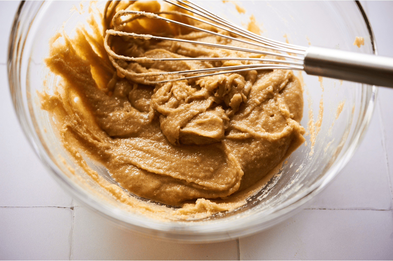 Mixed halvah in a bowl