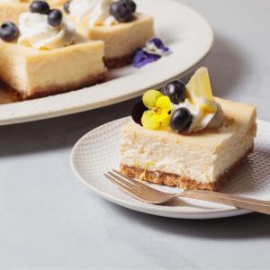 Lemon Cheesecake Bars That Will Impress!