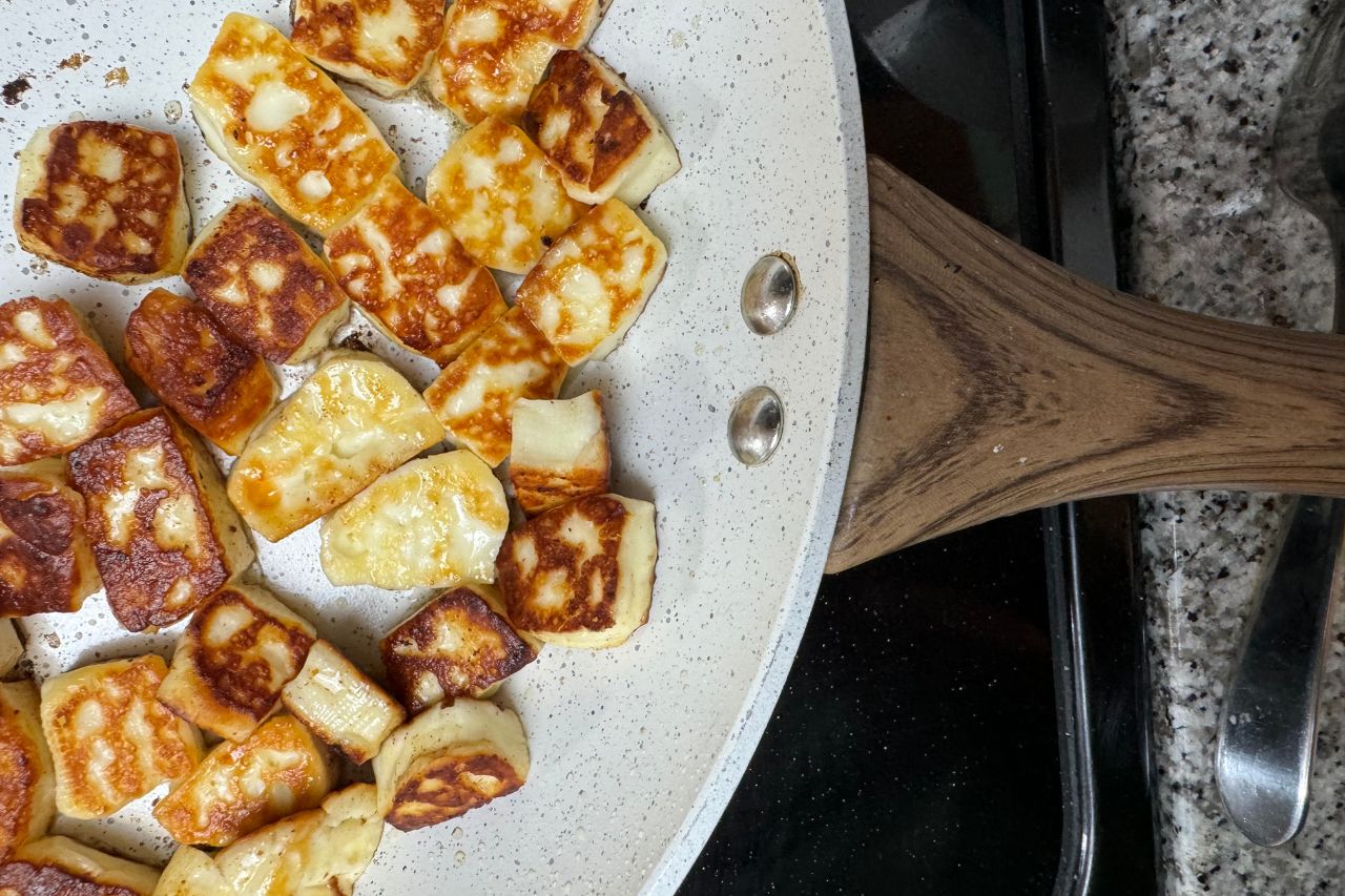 Grilled halloumi in a saucepan