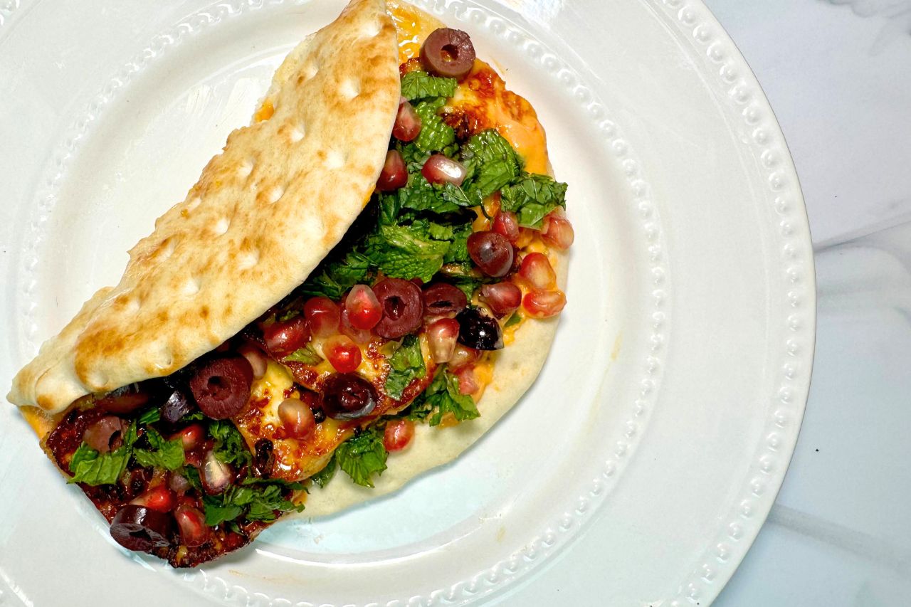 Hot honey grilled halloumi flatbread