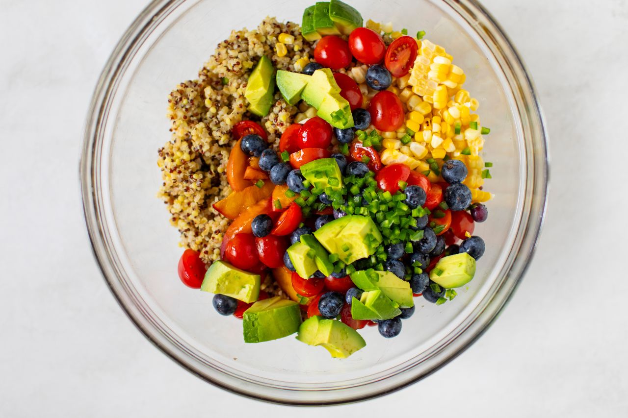 Grilled peach and quinoa salad