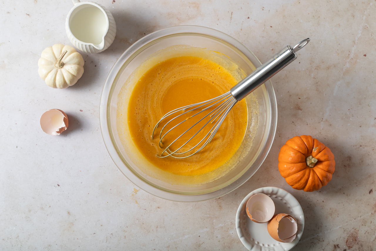 Pumpkin cream cheese batter