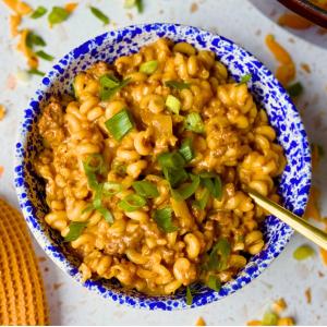 One Pot Cheesy Hamburger Pasta
