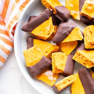 Chocolate-Covered Sponge Toffee (Honeycomb Toffee)