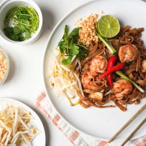 Shrimp Pad Thai: A Classic Thai Street Food Favourite