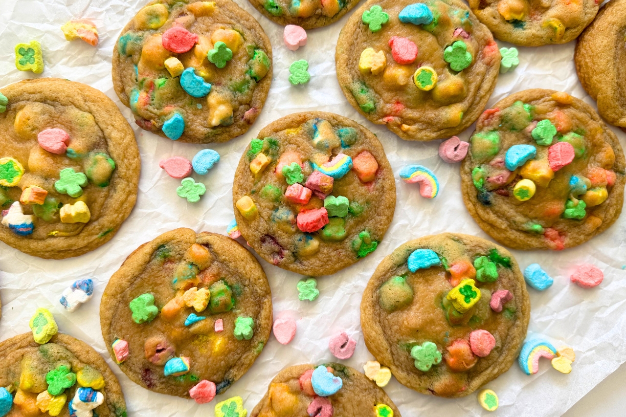 Closeup on lucky marshmallow cookies