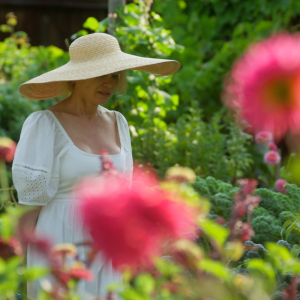 Pamela Anderson Shows Off Her Fruit and Vegetable Garden