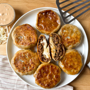 High-Protein Cheeseburger Pockets With Crave-Worthy Sauce
