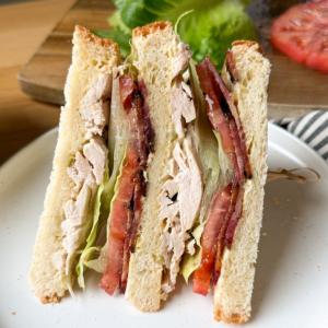 The Best Chicken Club Salad Sandwich Recipe