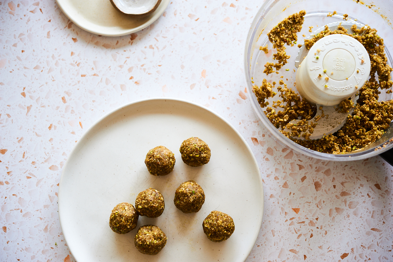 Baklava balls