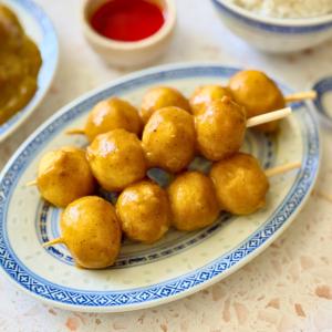 Hong Kong-Style Curry Fish Balls