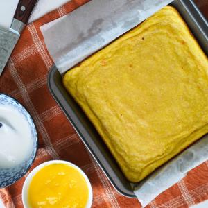 Mango Mochi Bars With Pandan Coconut Sauce